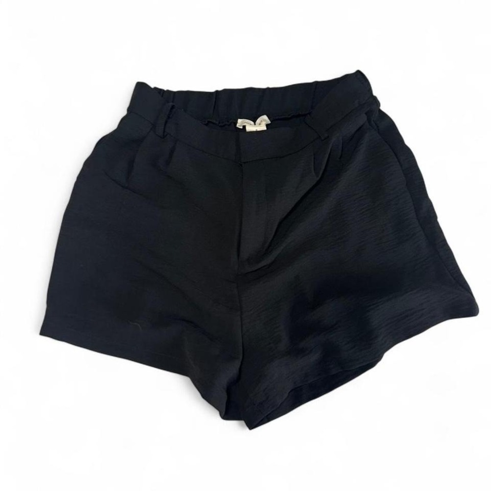 Black Flowy High Waisted Shorts No Comment Size M Minimal Chic